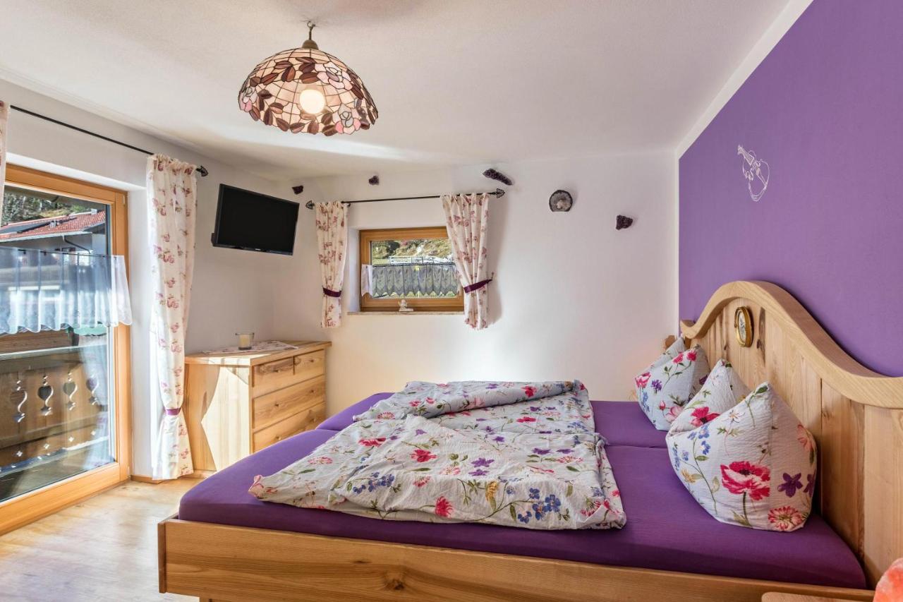 Ferienwohnung Amethyst Mittenwald Exterior photo